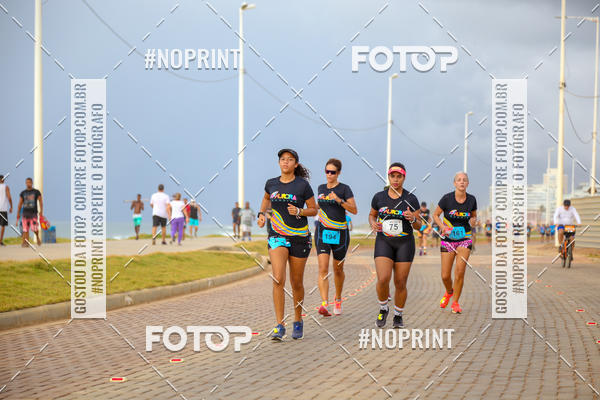 Buy your photos of the eventAURORA RUNNING on Fotop