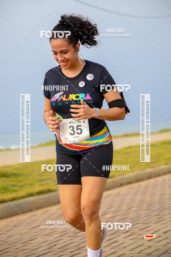 Achetez vos photos de l'vnementAURORA RUNNING sur Fotop