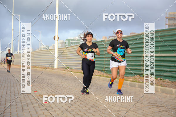 Achetez vos photos de l'vnementAURORA RUNNING sur Fotop