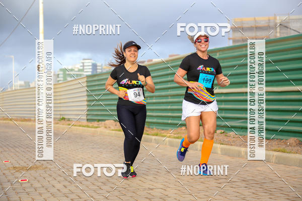 Achetez vos photos de l'vnementAURORA RUNNING sur Fotop