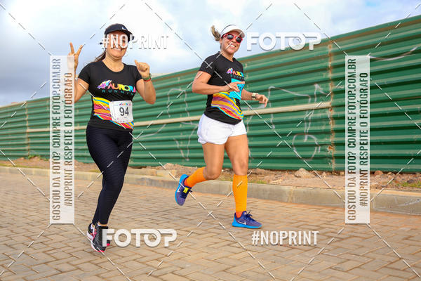 Achetez vos photos de l'vnementAURORA RUNNING sur Fotop