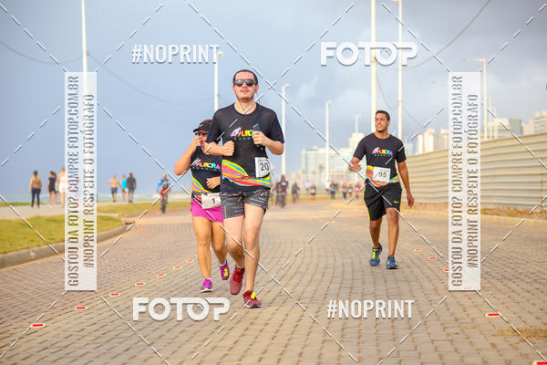 Achetez vos photos de l'vnementAURORA RUNNING sur Fotop