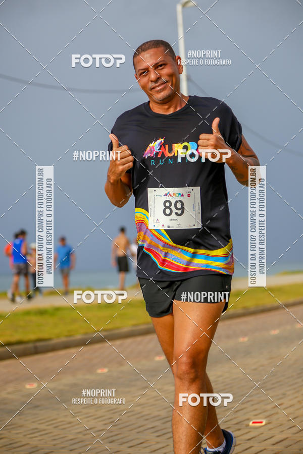 Achetez vos photos de l'vnementAURORA RUNNING sur Fotop