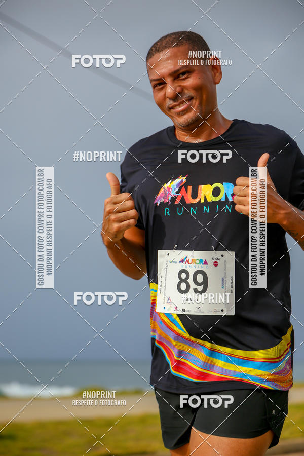 Achetez vos photos de l'vnementAURORA RUNNING sur Fotop