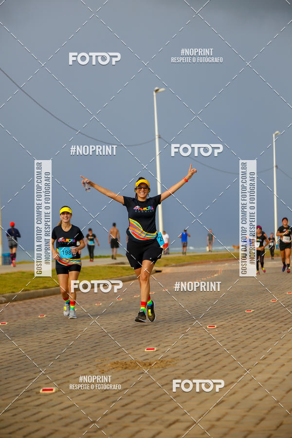 Achetez vos photos de l'vnementAURORA RUNNING sur Fotop