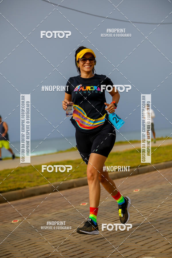 Achetez vos photos de l'vnementAURORA RUNNING sur Fotop