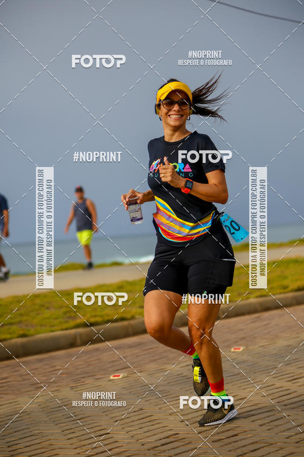 Achetez vos photos de l'vnementAURORA RUNNING sur Fotop