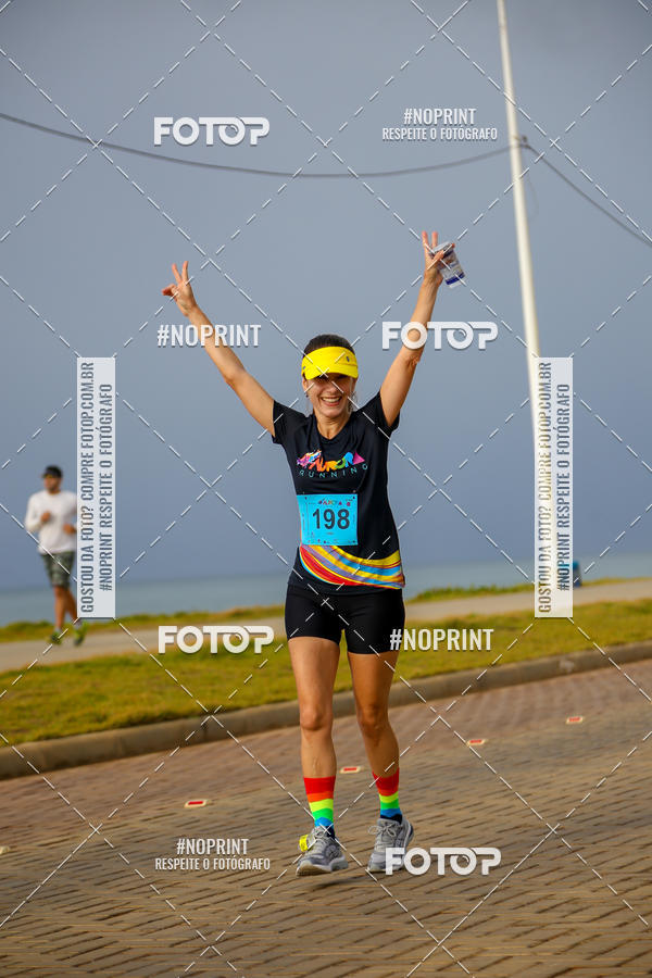 Achetez vos photos de l'vnementAURORA RUNNING sur Fotop