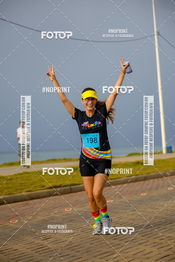 Achetez vos photos de l'vnementAURORA RUNNING sur Fotop