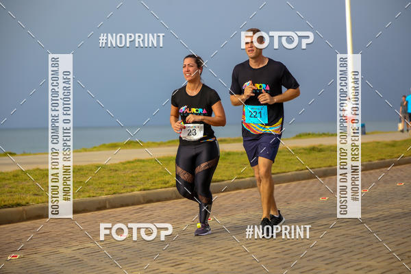Achetez vos photos de l'vnementAURORA RUNNING sur Fotop