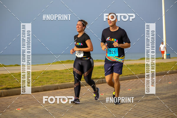Achetez vos photos de l'vnementAURORA RUNNING sur Fotop
