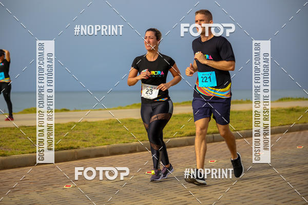 Achetez vos photos de l'vnementAURORA RUNNING sur Fotop