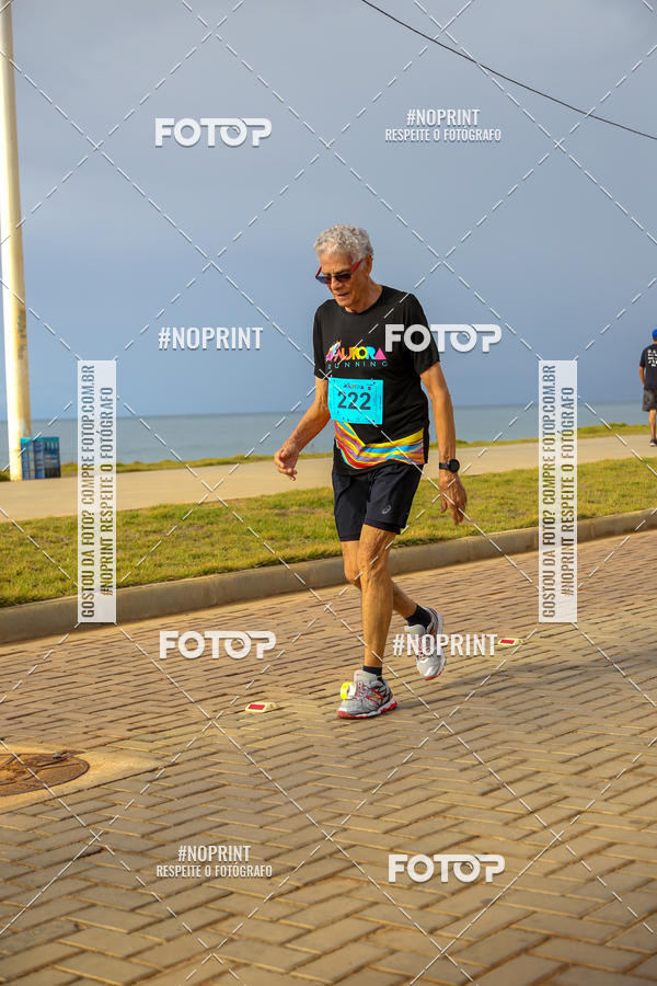 Achetez vos photos de l'vnementAURORA RUNNING sur Fotop