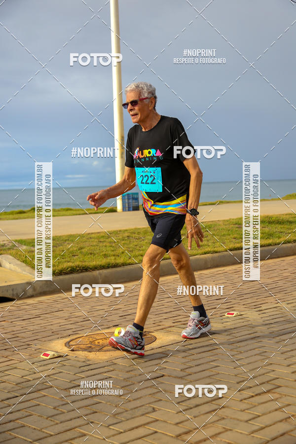 Achetez vos photos de l'vnementAURORA RUNNING sur Fotop
