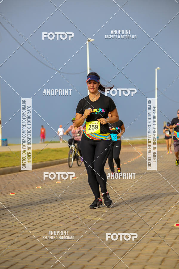 Achetez vos photos de l'vnementAURORA RUNNING sur Fotop