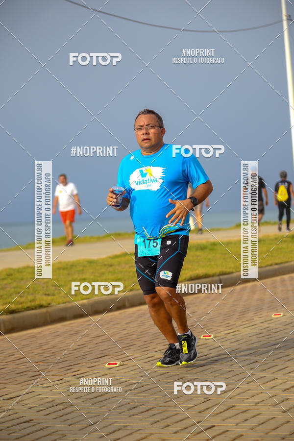 Achetez vos photos de l'vnementAURORA RUNNING sur Fotop