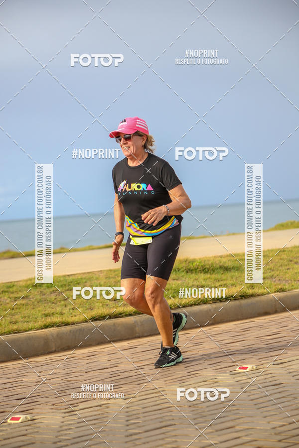 Achetez vos photos de l'vnementAURORA RUNNING sur Fotop