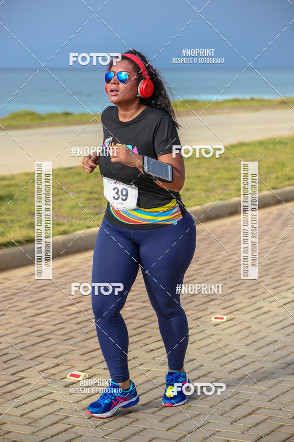 Achetez vos photos de l'vnementAURORA RUNNING sur Fotop