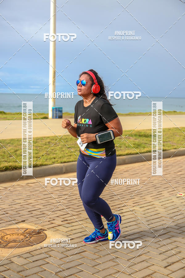 Achetez vos photos de l'vnementAURORA RUNNING sur Fotop