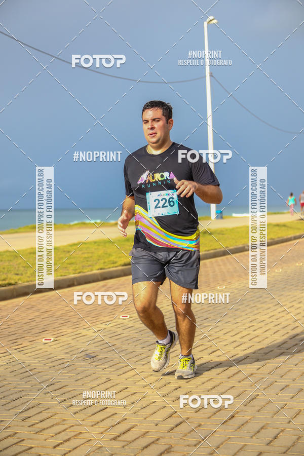 Achetez vos photos de l'vnementAURORA RUNNING sur Fotop