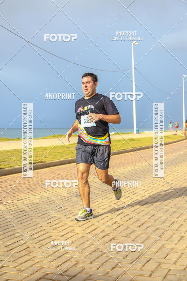 Achetez vos photos de l'vnementAURORA RUNNING sur Fotop