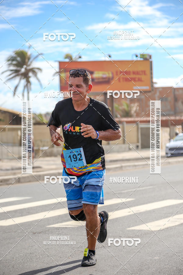 Achetez vos photos de l'vnementAURORA RUNNING sur Fotop