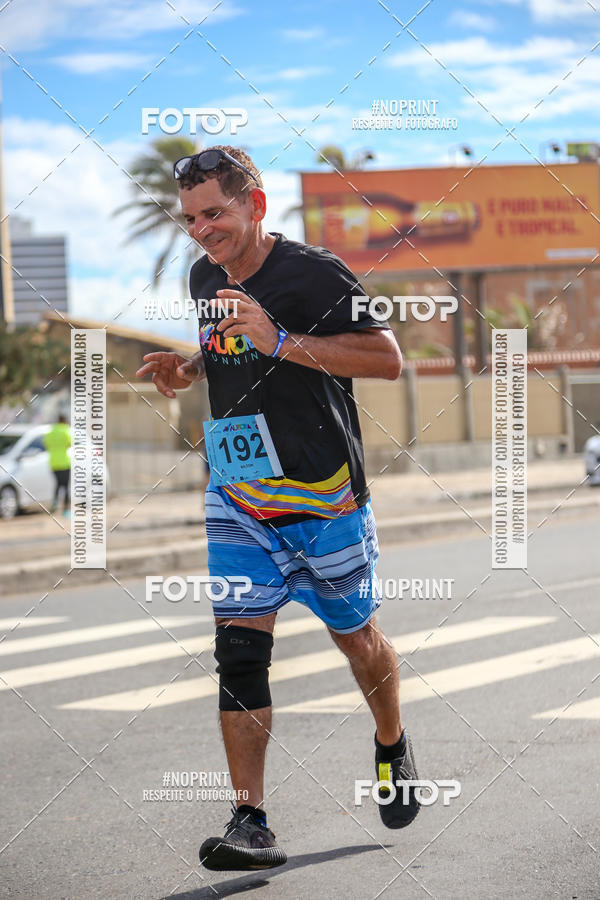 Achetez vos photos de l'vnementAURORA RUNNING sur Fotop