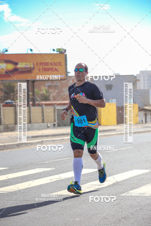 Achetez vos photos de l'vnementAURORA RUNNING sur Fotop