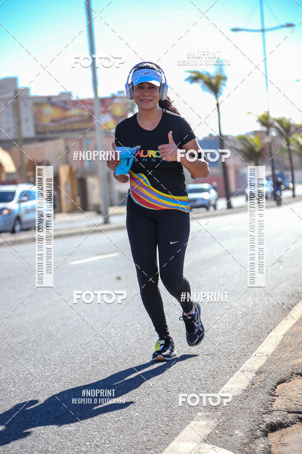 Buy your photos of the eventAURORA RUNNING on Fotop