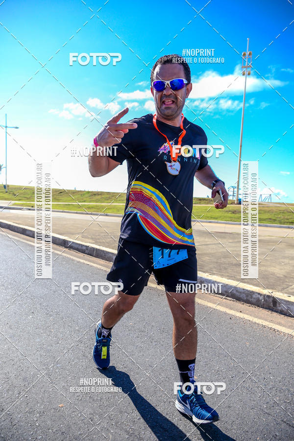 Buy your photos of the eventAURORA RUNNING on Fotop