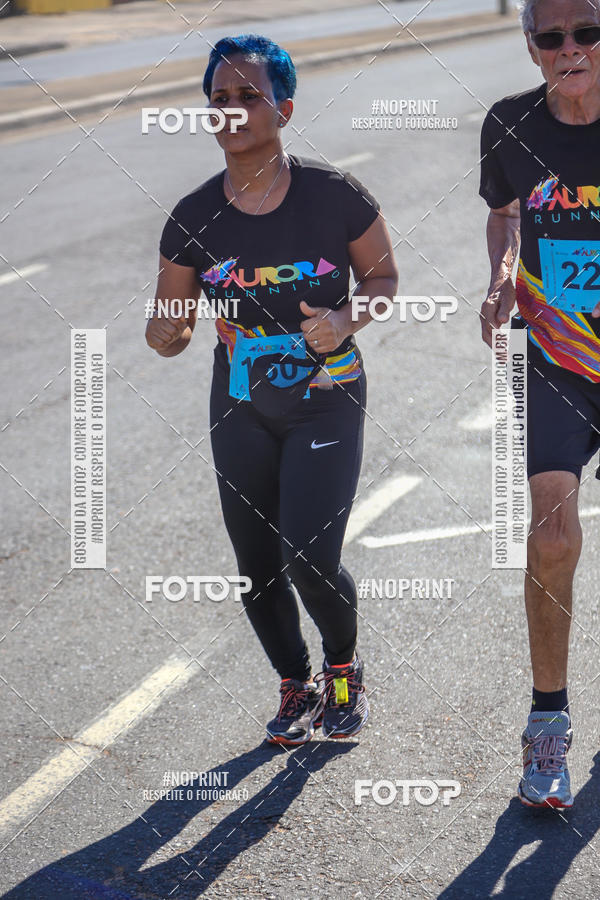 Buy your photos of the eventAURORA RUNNING on Fotop