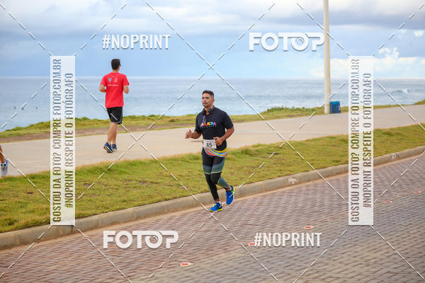 Achetez vos photos de l'vnementAURORA RUNNING sur Fotop