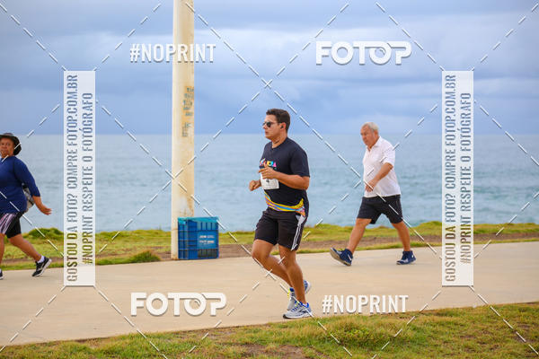 Achetez vos photos de l'vnementAURORA RUNNING sur Fotop
