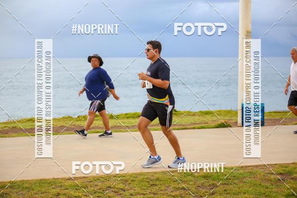 Achetez vos photos de l'vnementAURORA RUNNING sur Fotop