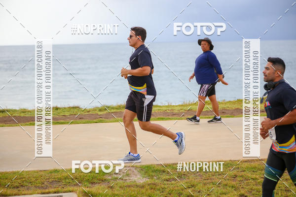 Achetez vos photos de l'vnementAURORA RUNNING sur Fotop