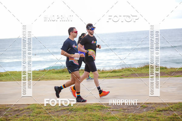 Achetez vos photos de l'vnementAURORA RUNNING sur Fotop