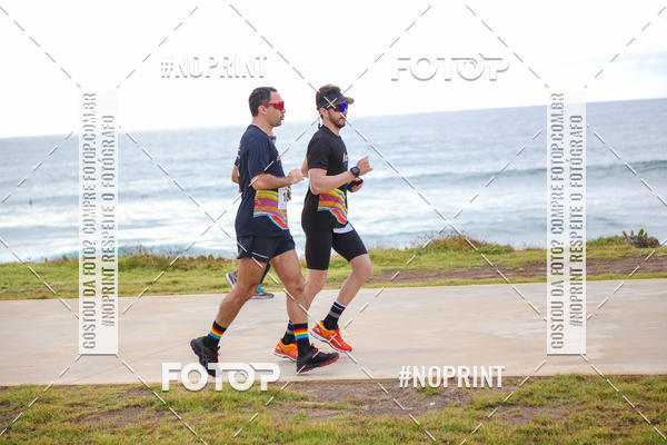 Achetez vos photos de l'vnementAURORA RUNNING sur Fotop