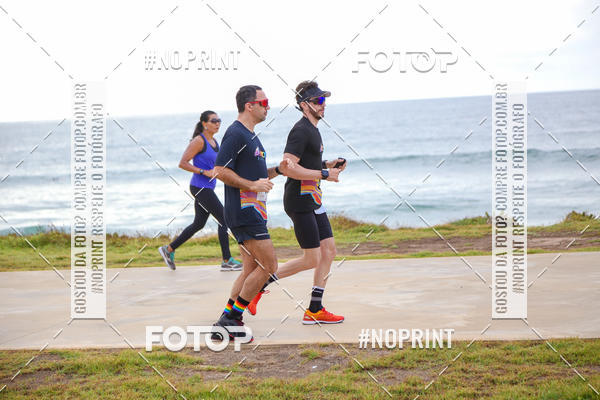 Achetez vos photos de l'vnementAURORA RUNNING sur Fotop