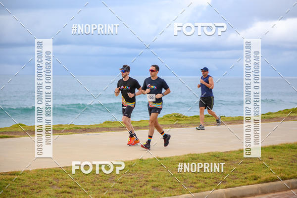 Achetez vos photos de l'vnementAURORA RUNNING sur Fotop