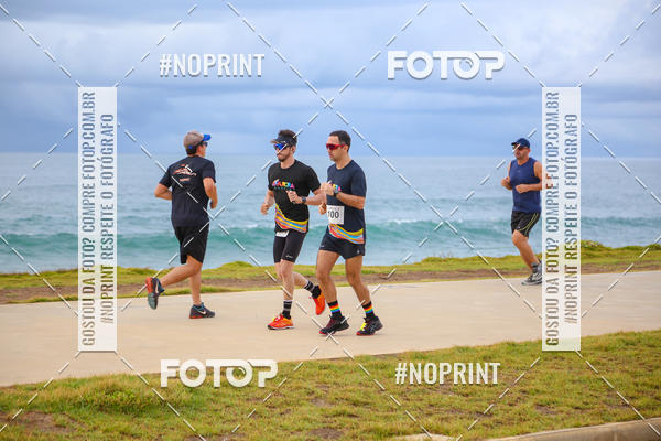 Achetez vos photos de l'vnementAURORA RUNNING sur Fotop