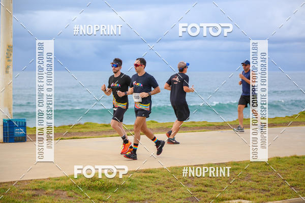 Achetez vos photos de l'vnementAURORA RUNNING sur Fotop