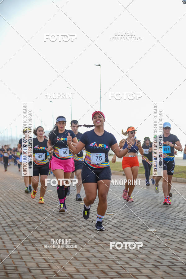 Buy your photos of the eventAURORA RUNNING on Fotop