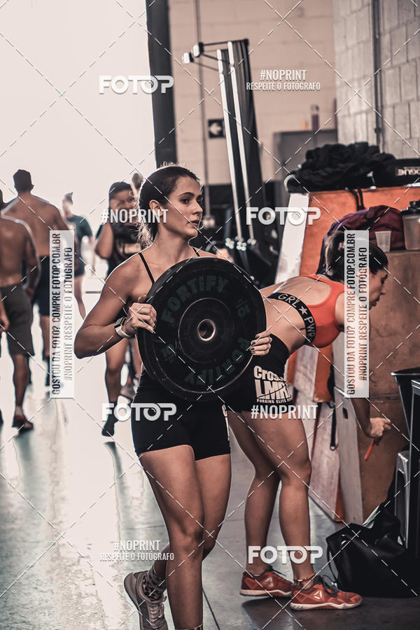 Buy your photos of the eventCROSSFIT LIMEIRA 5 ANOS  on Fotop