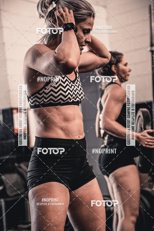 Buy your photos of the eventCROSSFIT LIMEIRA 5 ANOS  on Fotop