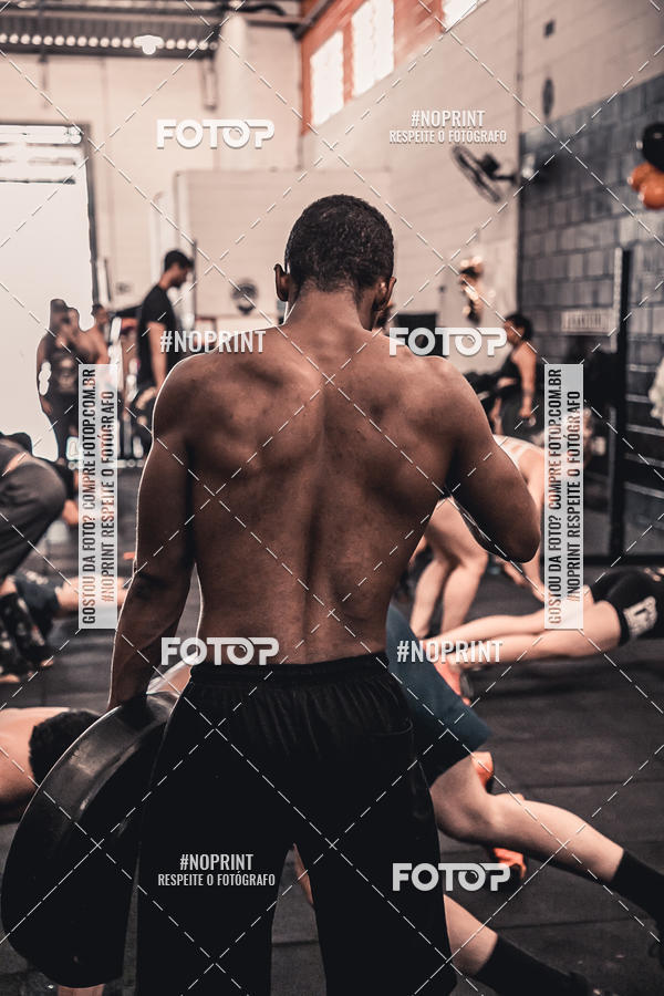 Buy your photos of the eventCROSSFIT LIMEIRA 5 ANOS  on Fotop