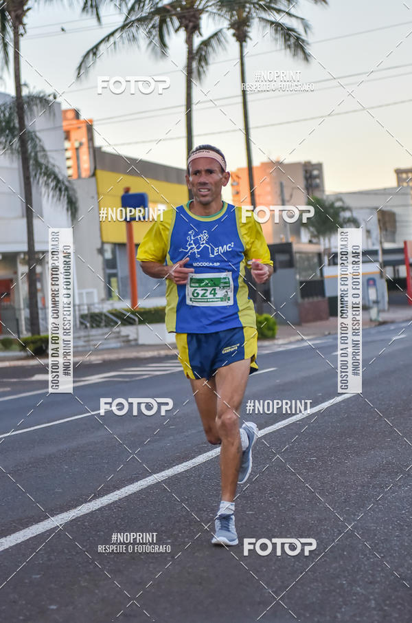 Buy your photos of the event9 Meia Maratona Tribuna Ribeiro on Fotop