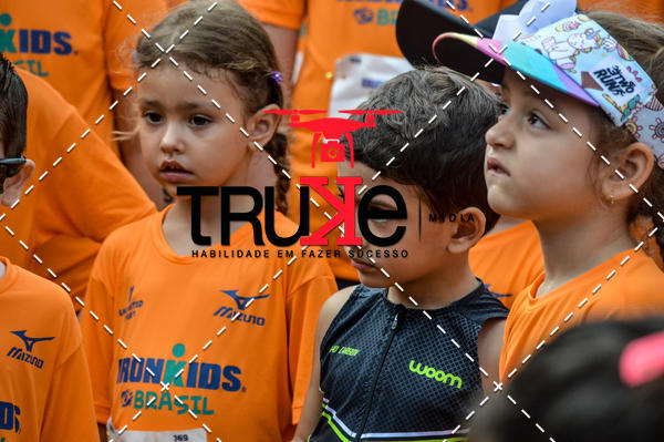Buy your photos of the eventIronMan 70.3  Fortaleza Kids on Fotop