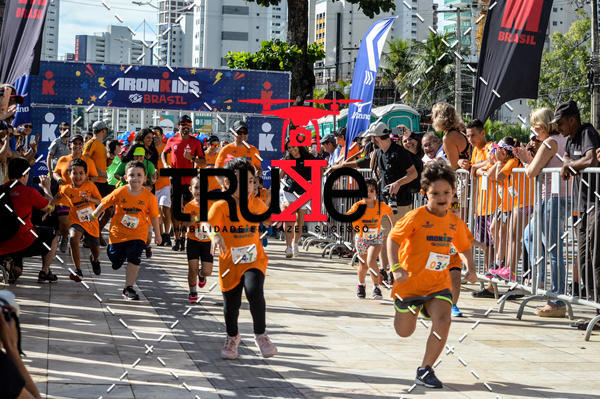 Buy your photos of the eventIronMan 70.3  Fortaleza Kids on Fotop