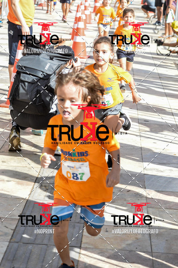 Buy your photos of the eventIronMan 70.3  Fortaleza Kids on Fotop
