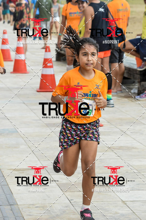 Buy your photos of the eventIronMan 70.3  Fortaleza Kids on Fotop